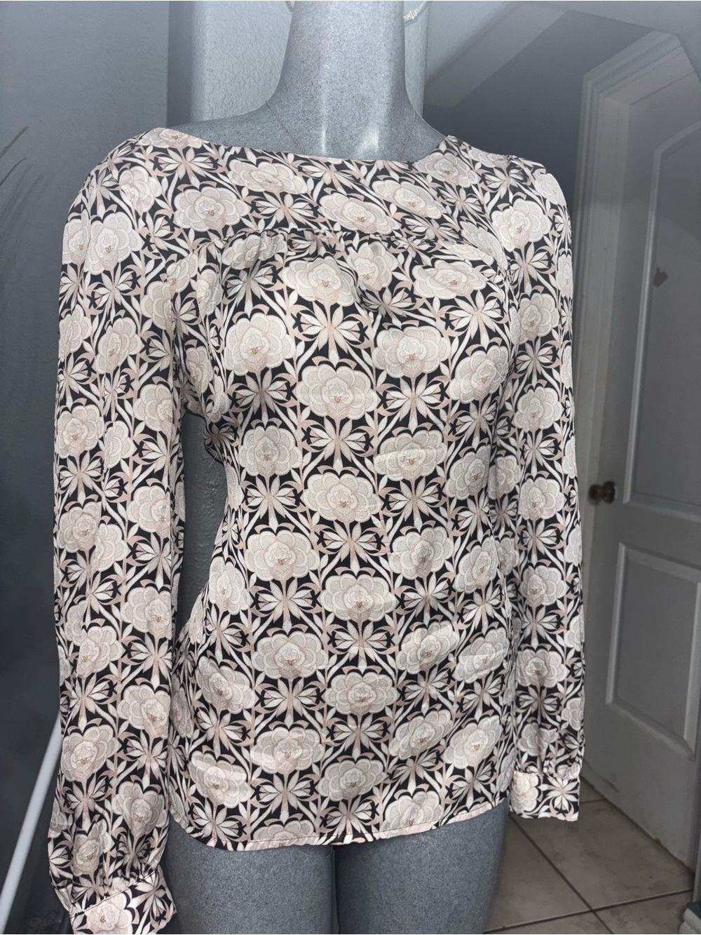 LOFT Cream Floral Long-Sleeve Top on Black
